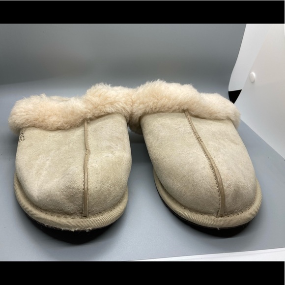 UGG Shoes - Ugg size 8